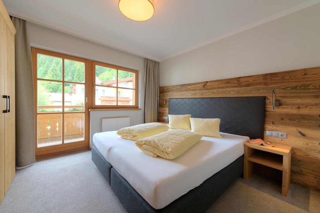 Apart Hotel San Antonio Sankt Anton am Arlberg Exteriör bild