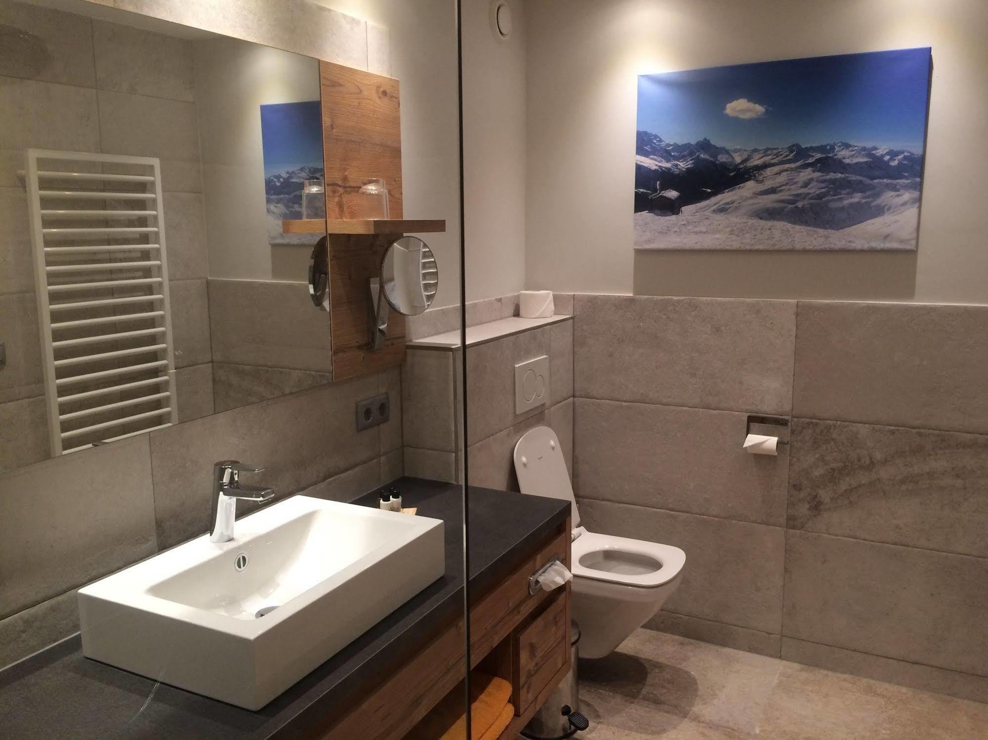 Apart Hotel San Antonio Sankt Anton am Arlberg Exteriör bild